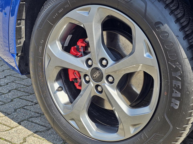 Vehicle Image 39