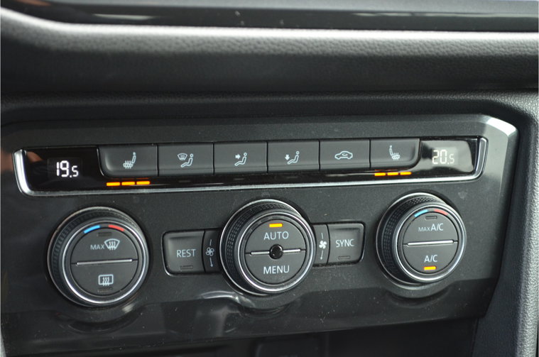 Vehicle Image 29