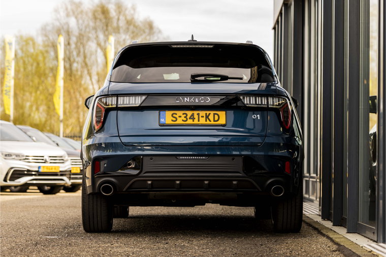 Vehicle Image 11