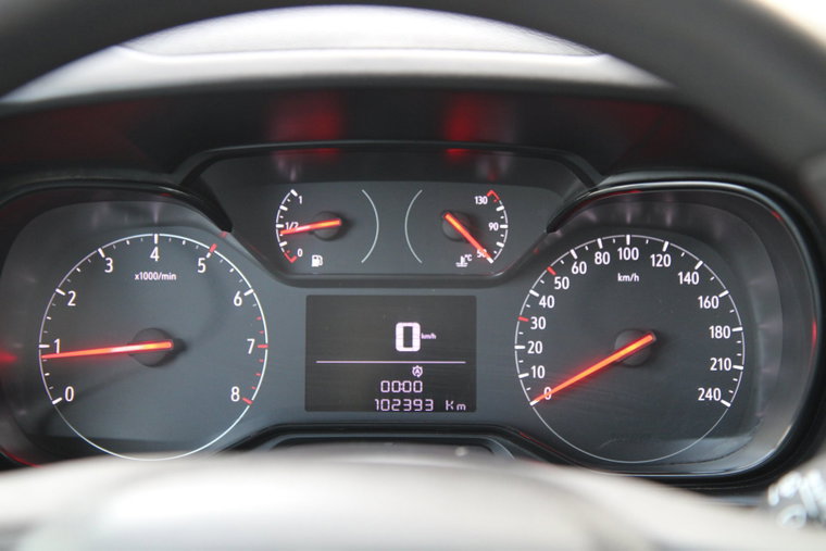 Vehicle Image 13