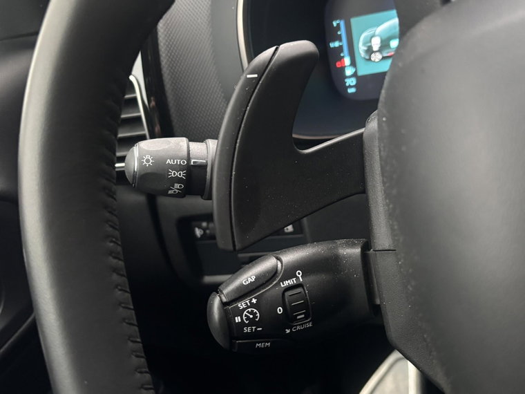 Vehicle Image 26