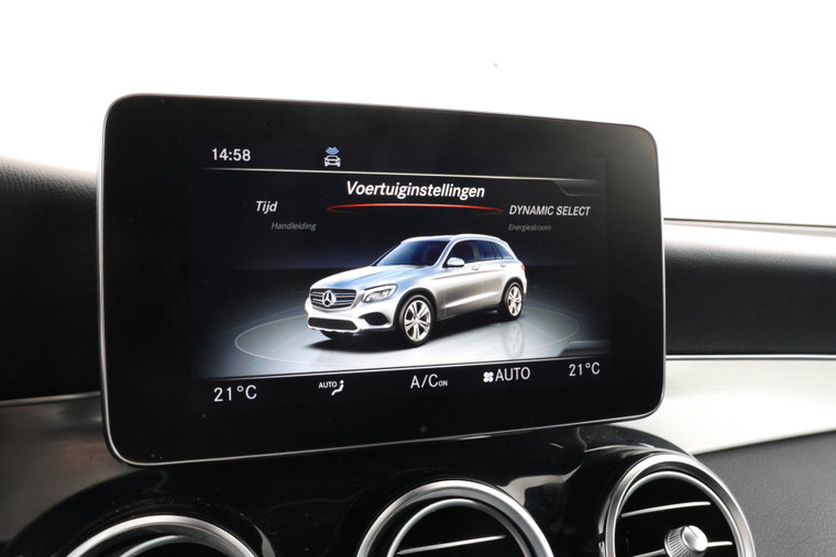 Vehicle Image 32