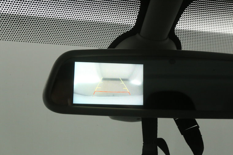 Vehicle Image 13