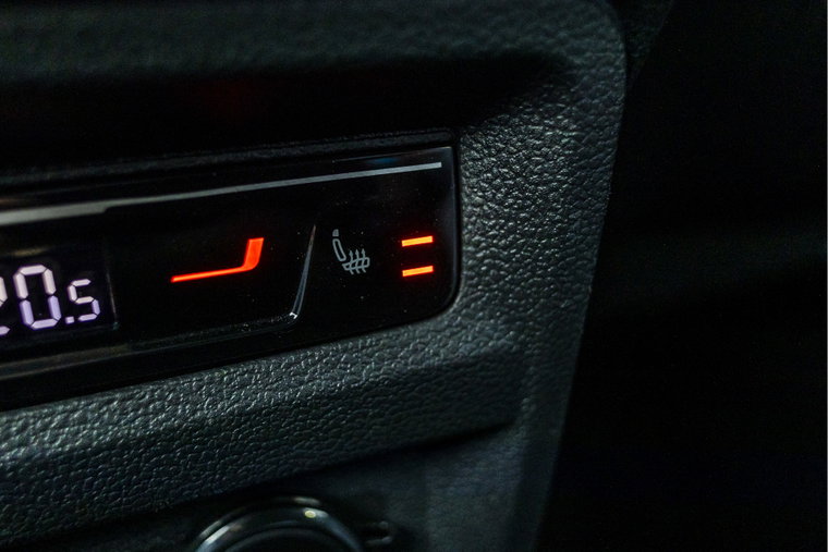 Vehicle Image 26