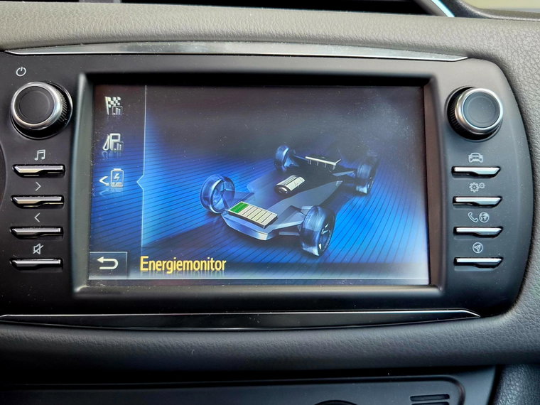 Vehicle Image 30