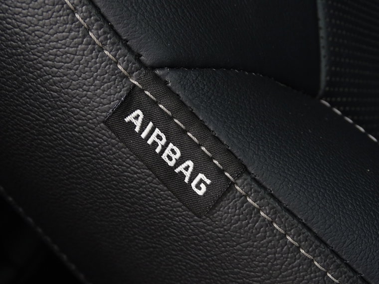 Vehicle Image 39