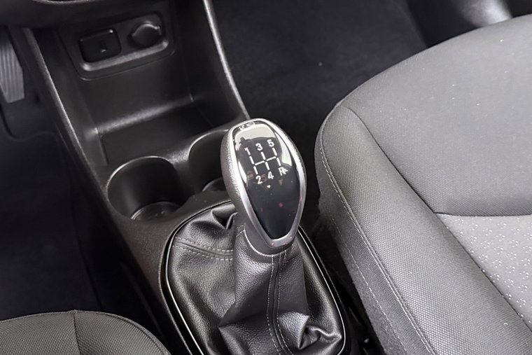 Vehicle Image 23