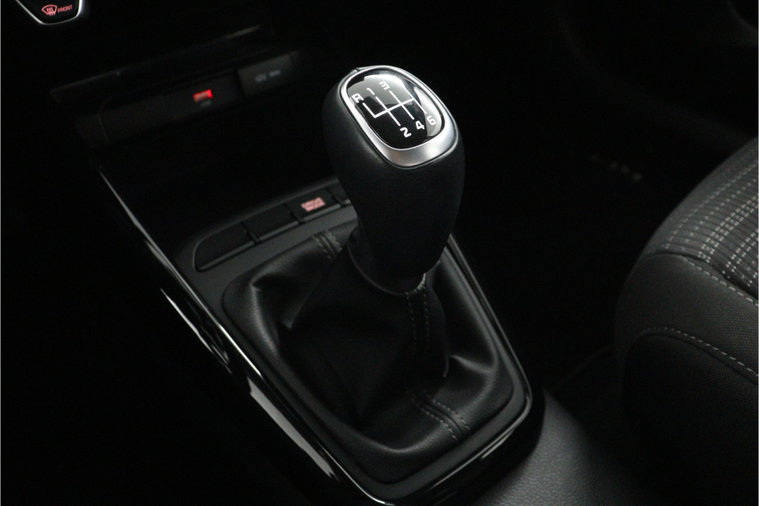 Vehicle Image 29