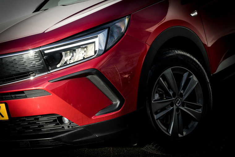 Vehicle Image 9