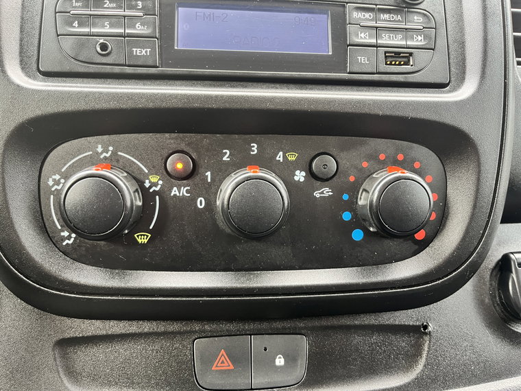Vehicle Image 28