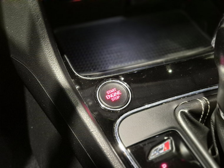 Vehicle Image 52