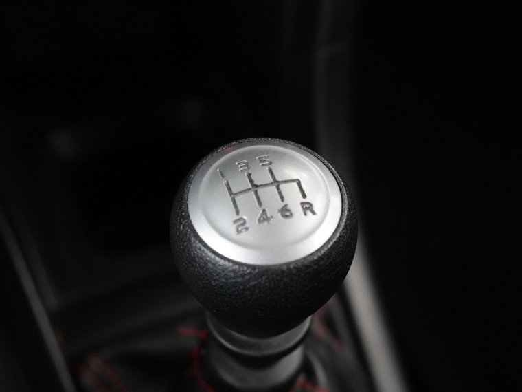 Vehicle Image 28