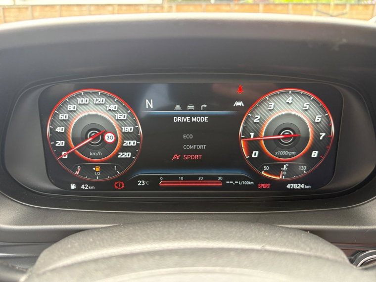 Vehicle Image 17
