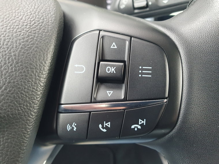 Vehicle Image 34