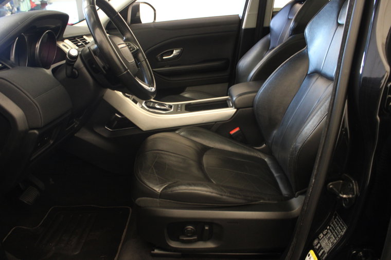 Vehicle Image 16