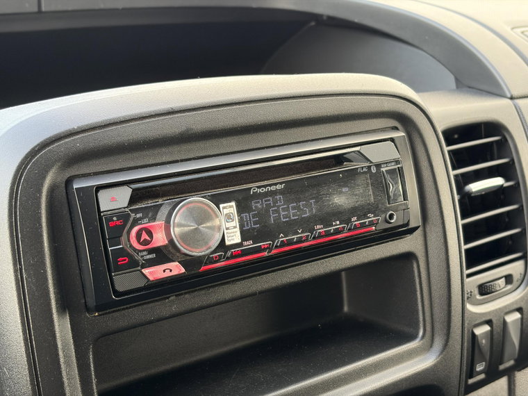 Vehicle Image 26