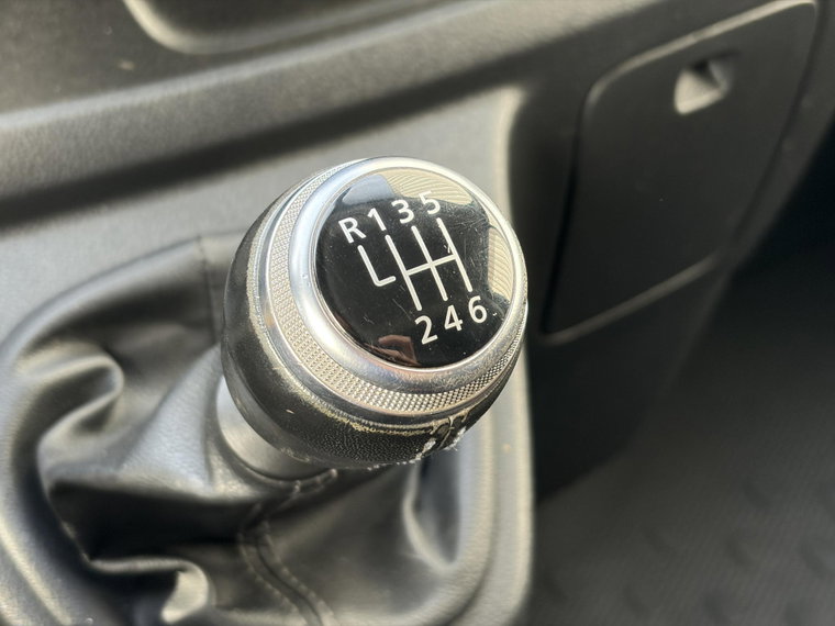 Vehicle Image 27