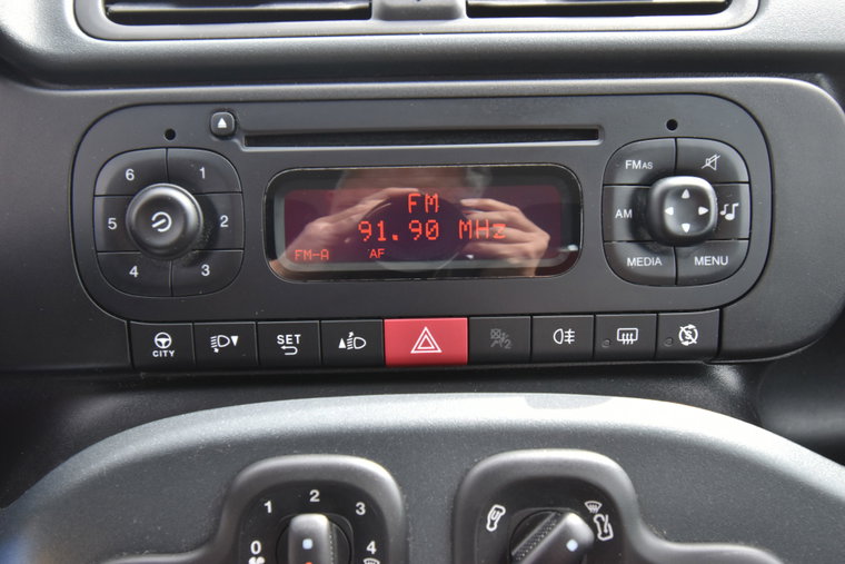 Vehicle Image 23