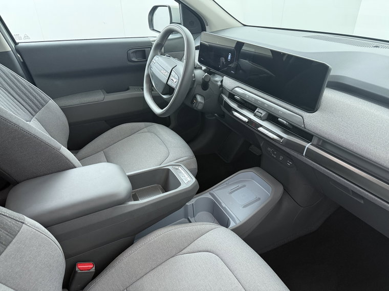 Vehicle Image 40
