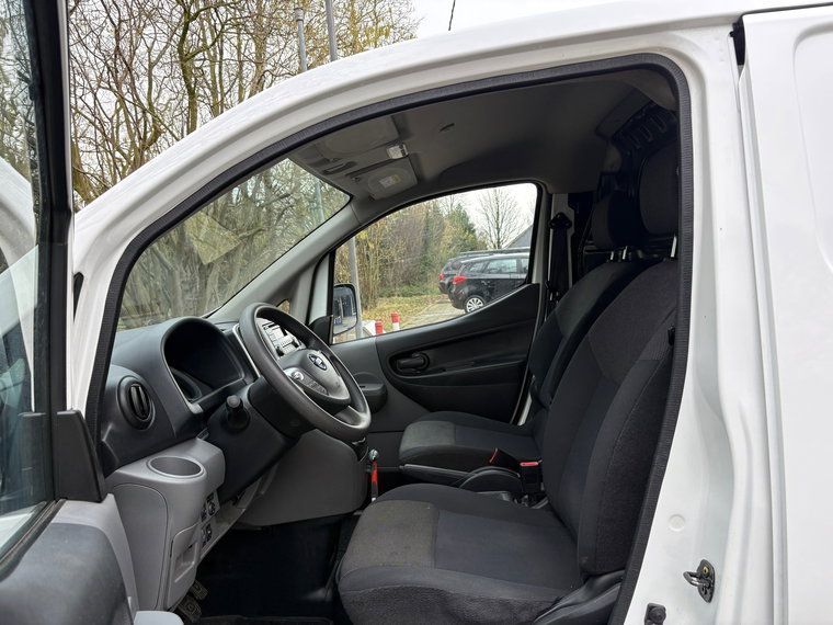 Vehicle Image 24