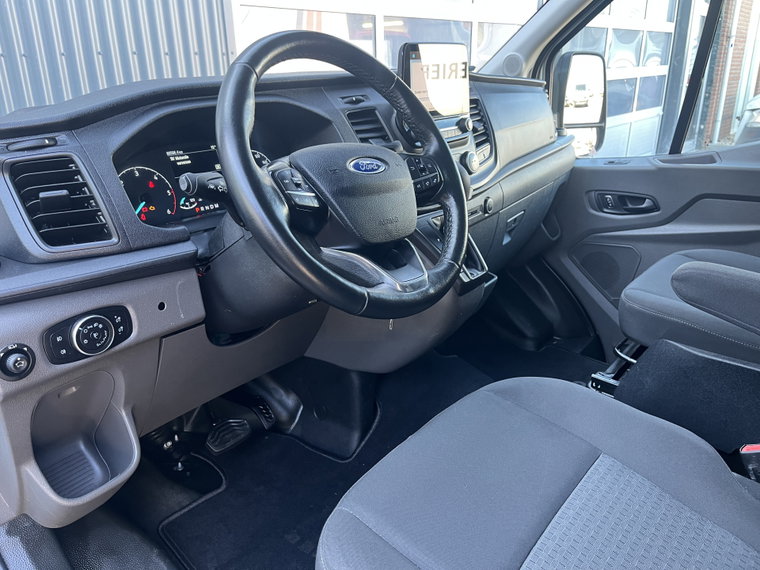 Vehicle Image 22