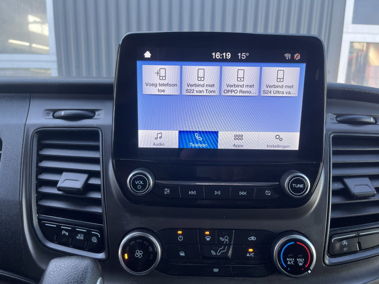 Vehicle Image 35