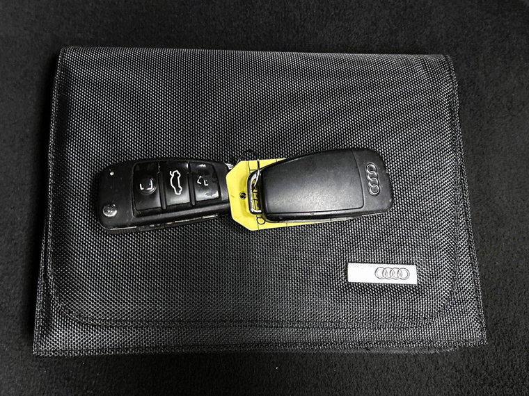 Vehicle Image 34