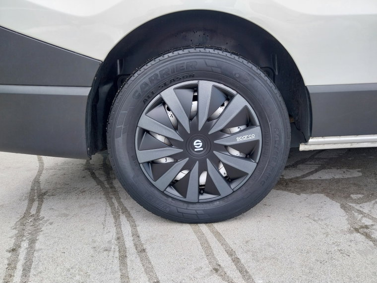 Vehicle Image 19