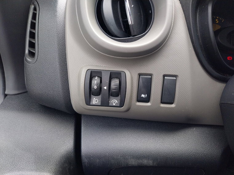 Vehicle Image 28