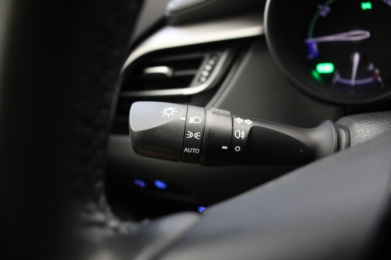 Vehicle Image 23