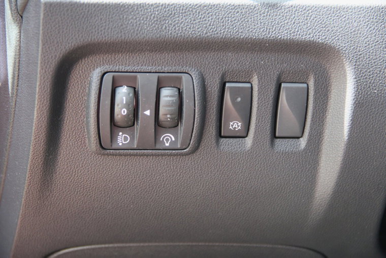 Vehicle Image 26