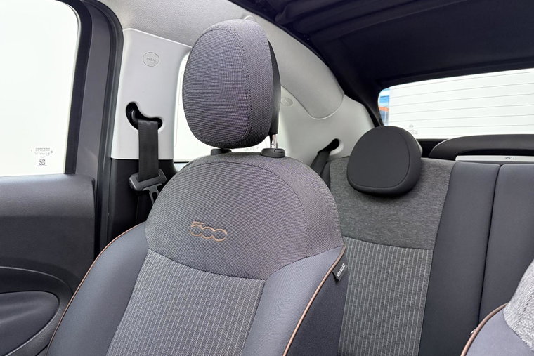 Vehicle Image 31