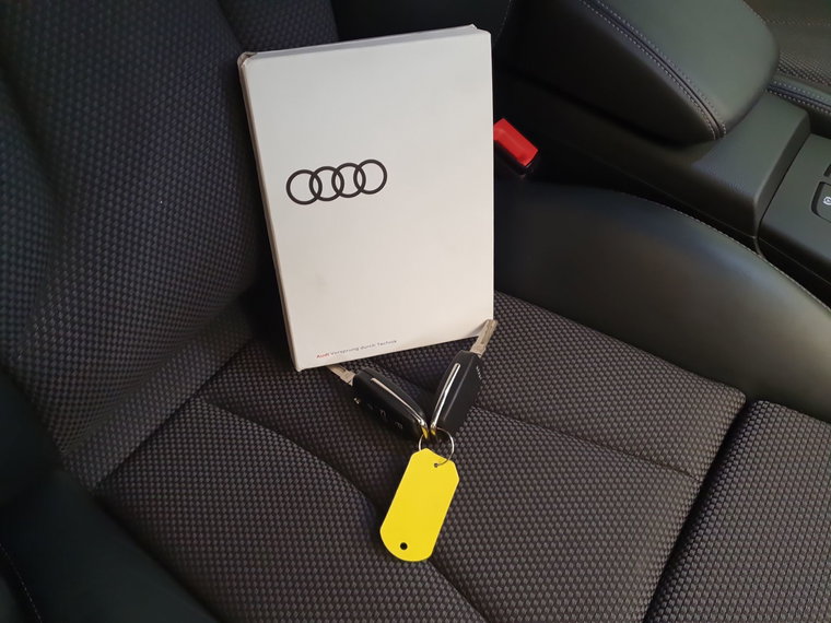 Vehicle Image 26