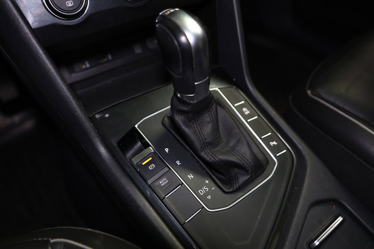 Vehicle Image 26