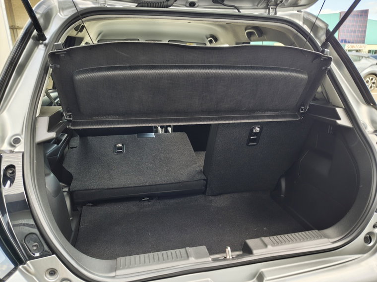 Vehicle Image 33