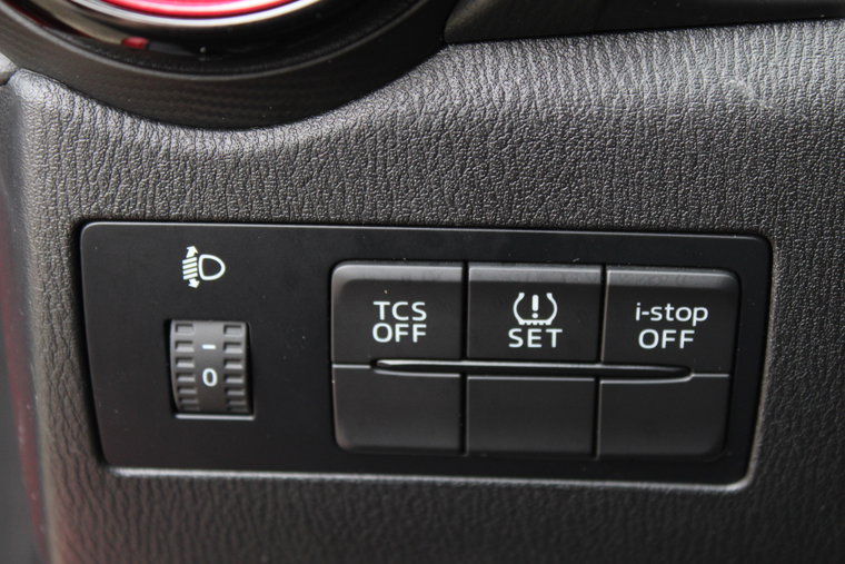 Vehicle Image 24