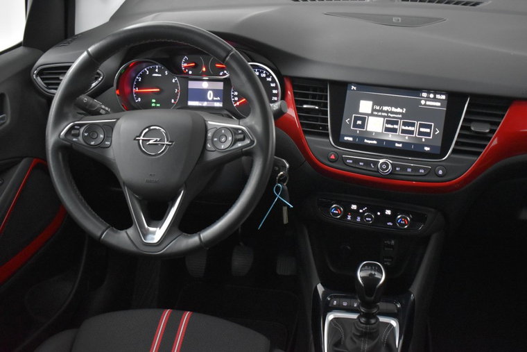 Vehicle Image 12