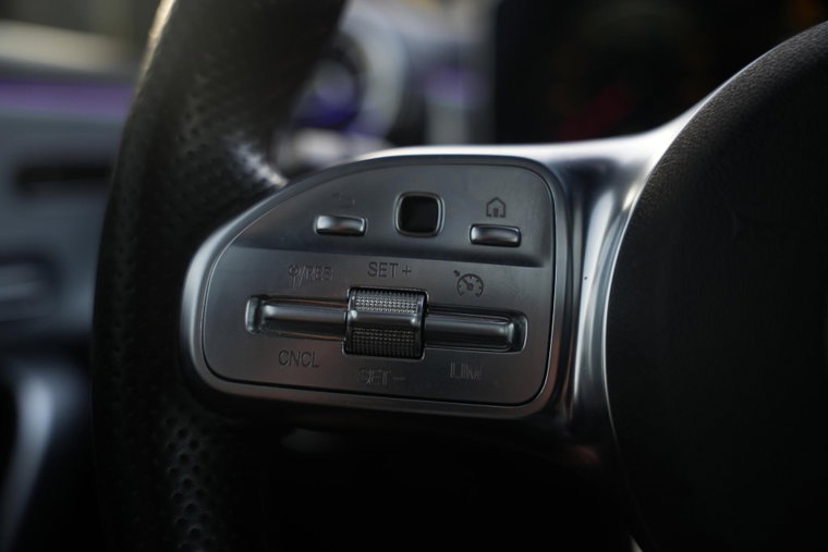 Vehicle Image 34
