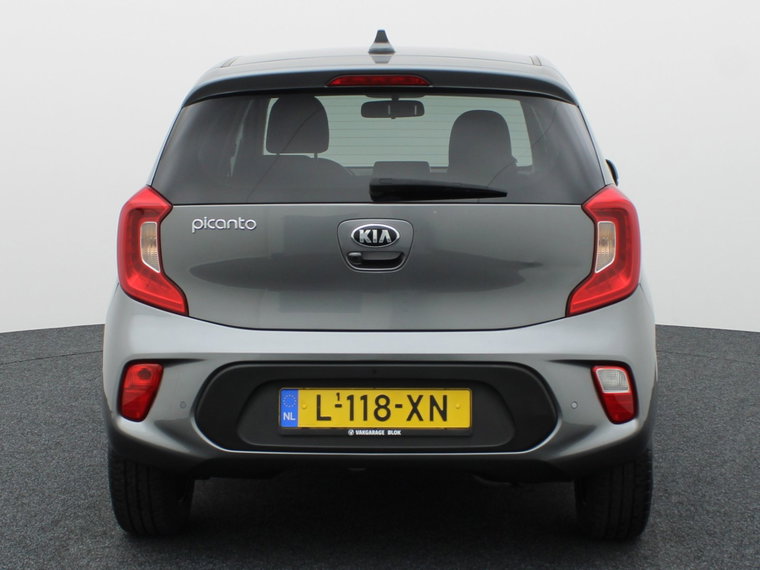Vehicle Image 36