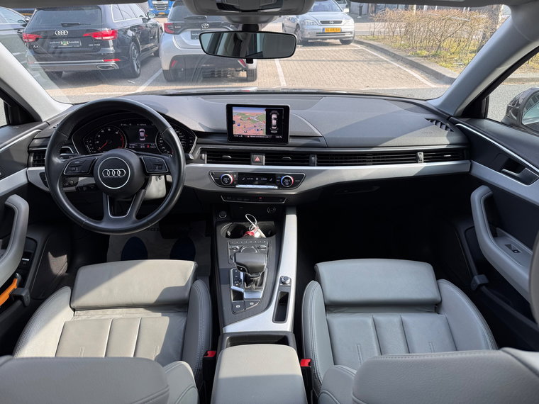 Vehicle Image 22