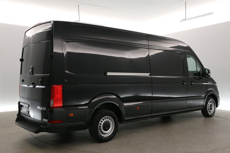 Vehicle Image 23