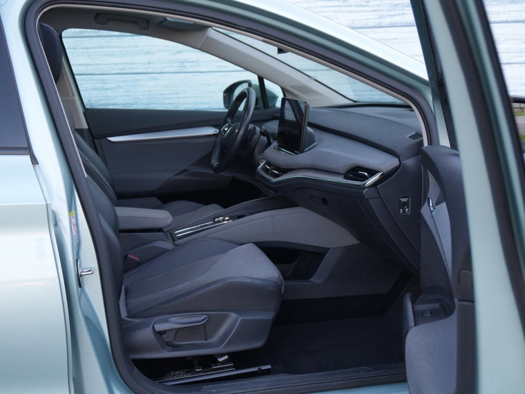 Vehicle Image 31