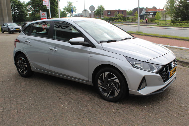 Vehicle Image 39