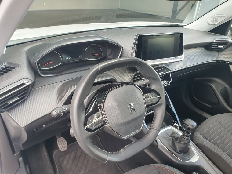 Vehicle Image 40
