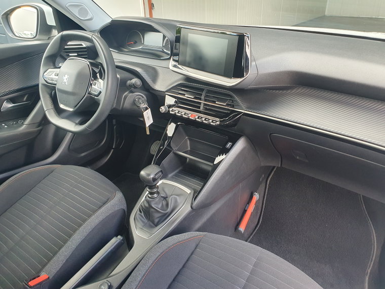 Vehicle Image 45