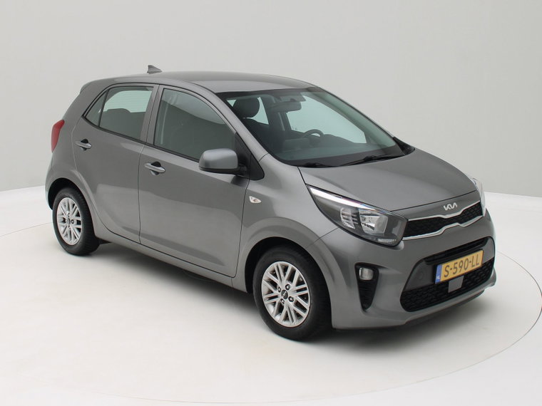 Vehicle Image 8