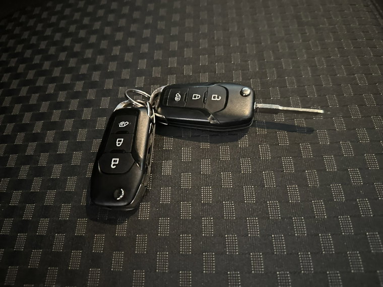 Vehicle Image 20