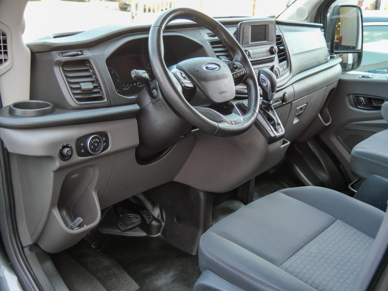 Vehicle Image 13