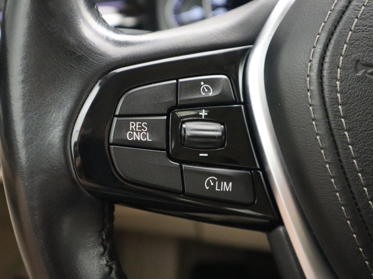 Vehicle Image 41