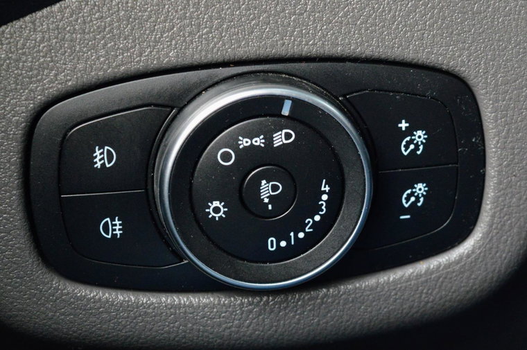 Vehicle Image 26